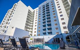 2100 Sqft Penthouse Suite W/ Strip Views! Pool Gym